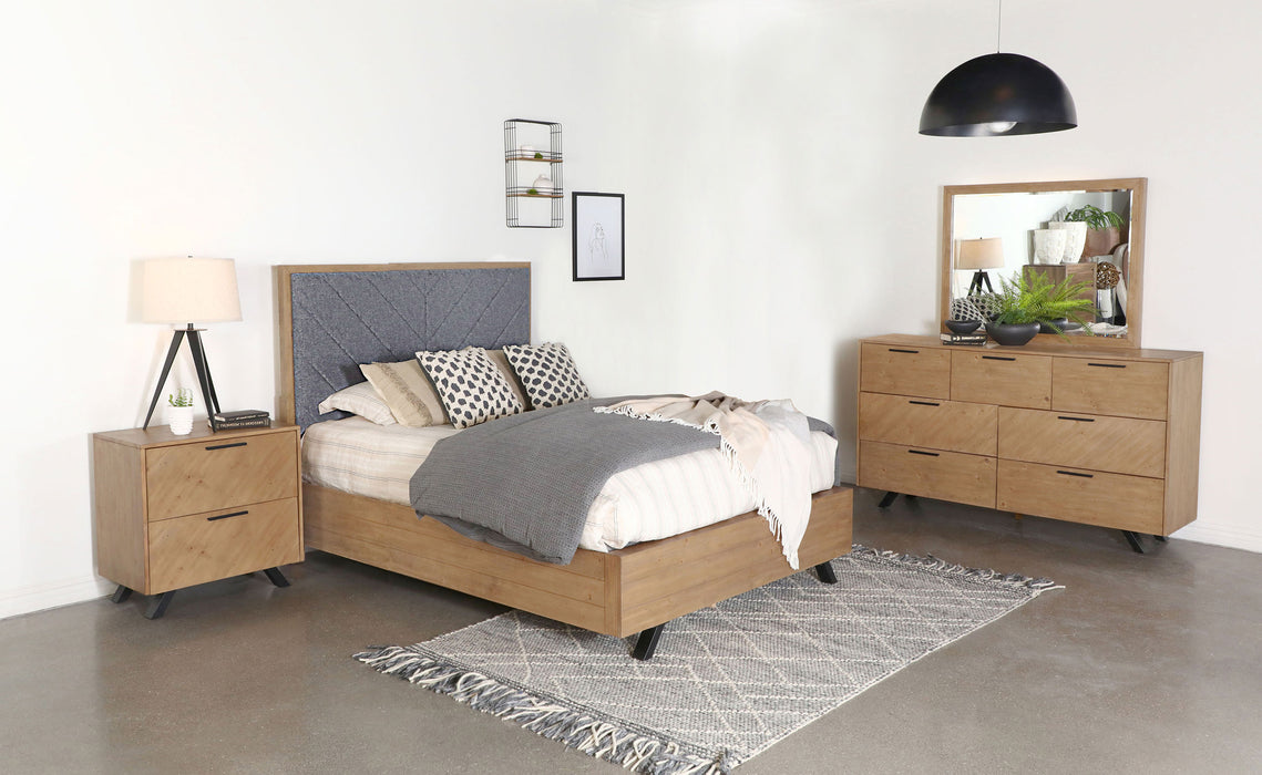 Taylor Bedroom Set Light Honey Brown and Grey image