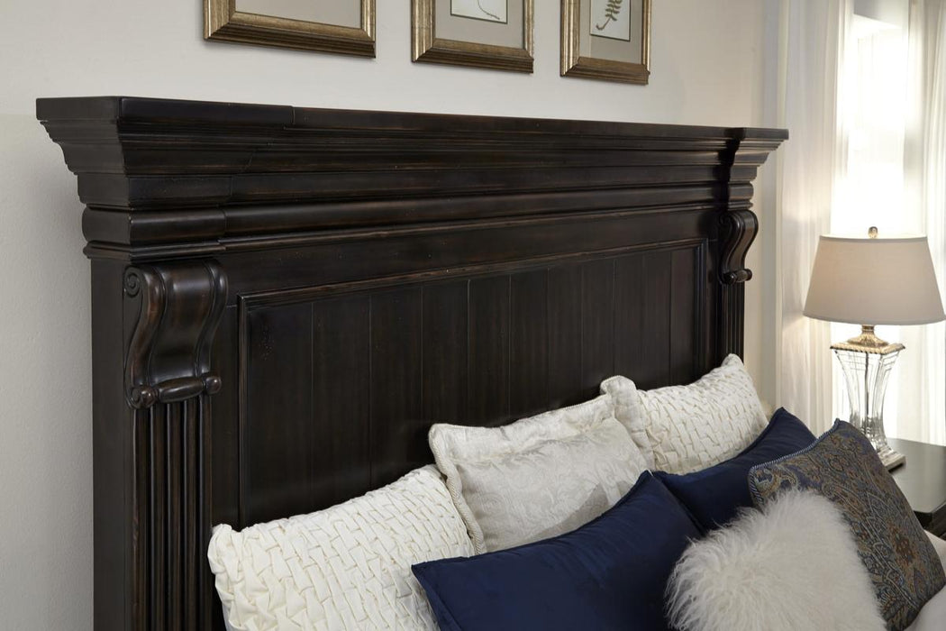 Pulaski Caldwell King Panel Bed in Dark Wood