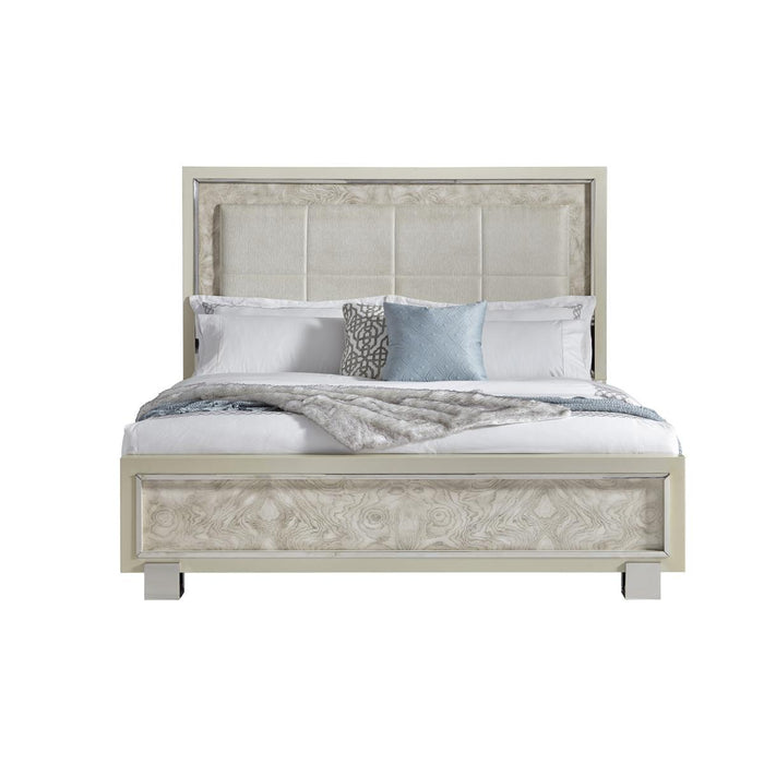 Pulaski Cydney King Upholstered Panel Bed in Painted