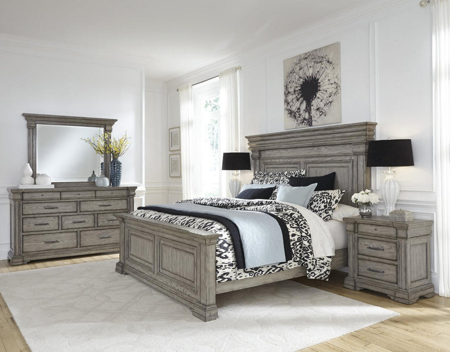 Pulaski Madison Ridge California King Panel Bed in Heritage Taupe������P091-BR-K5