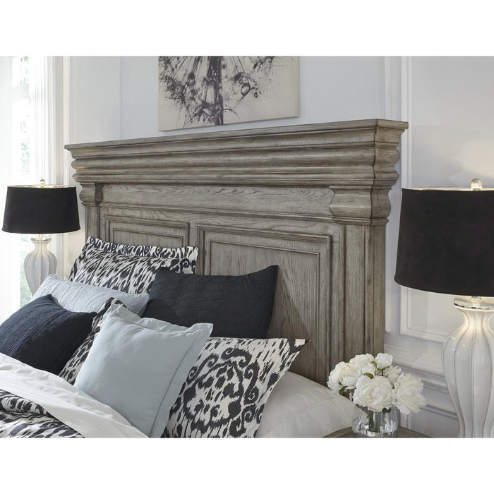 Pulaski Madison Ridge King Panel Bed in Heritage Taupe������P091-BR-K3